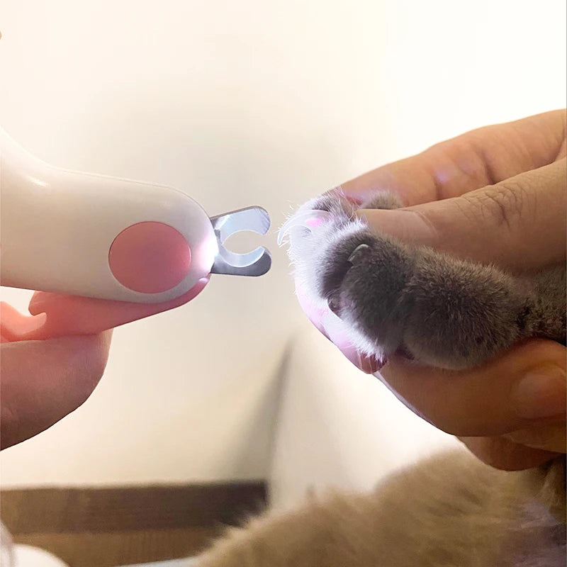 LED Light Pet Nail Clipper – Safe &amp; Precise Grooming for Cats & Dogs